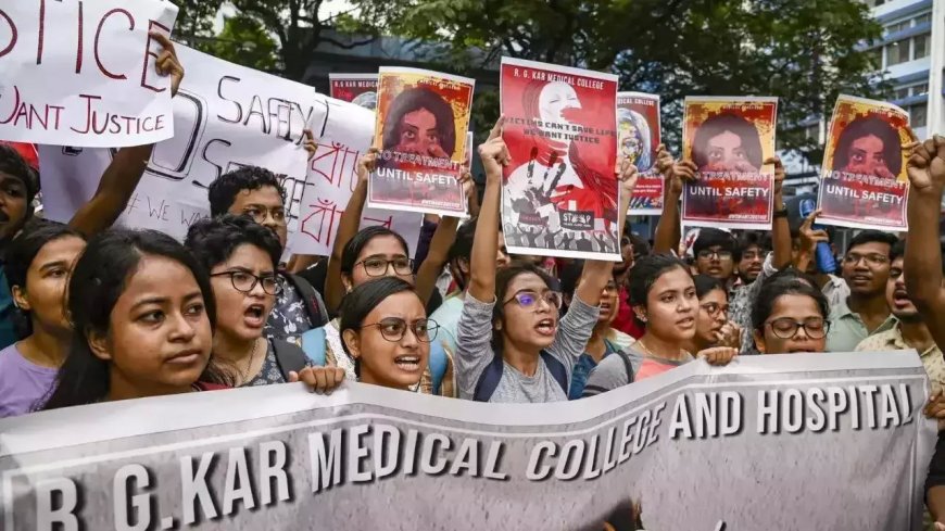 Kolkata doctor case: విద్యా శాఖ మూడు పాఠశాలలకు షోకాజ్ నోటీసులు జారీ చేసిన పశ్చిమ బెంగాల్ ప్రభుత్వం