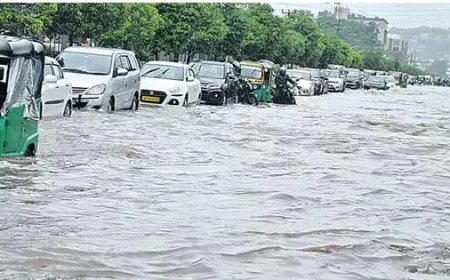 Vijayawada floods: విజయవాడ భారీ వర్షానికి గజ గజ